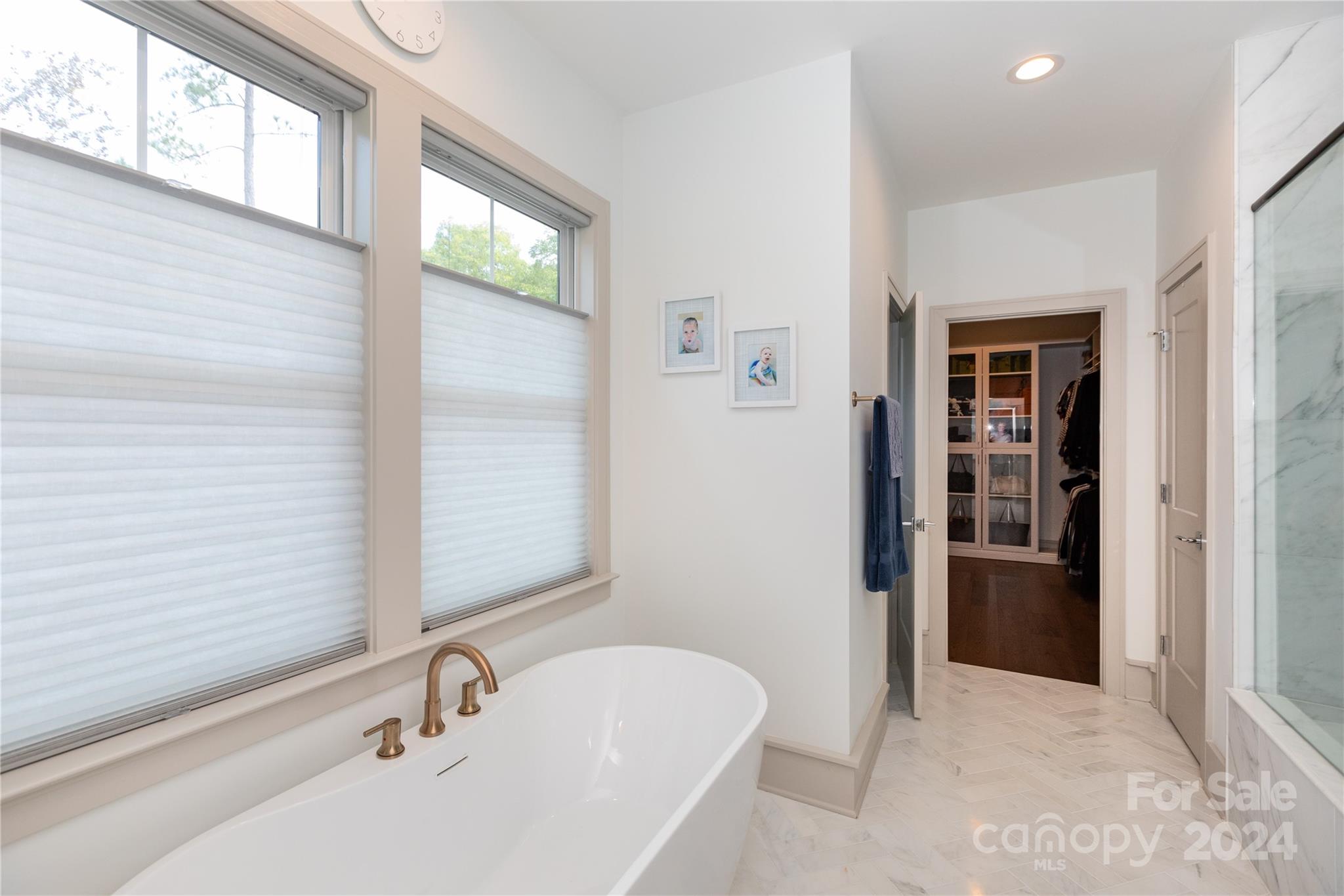 Airlie Woods - Residential