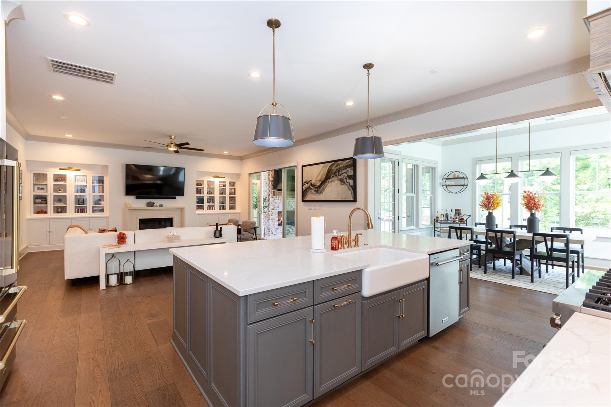 Airlie Woods - Residential