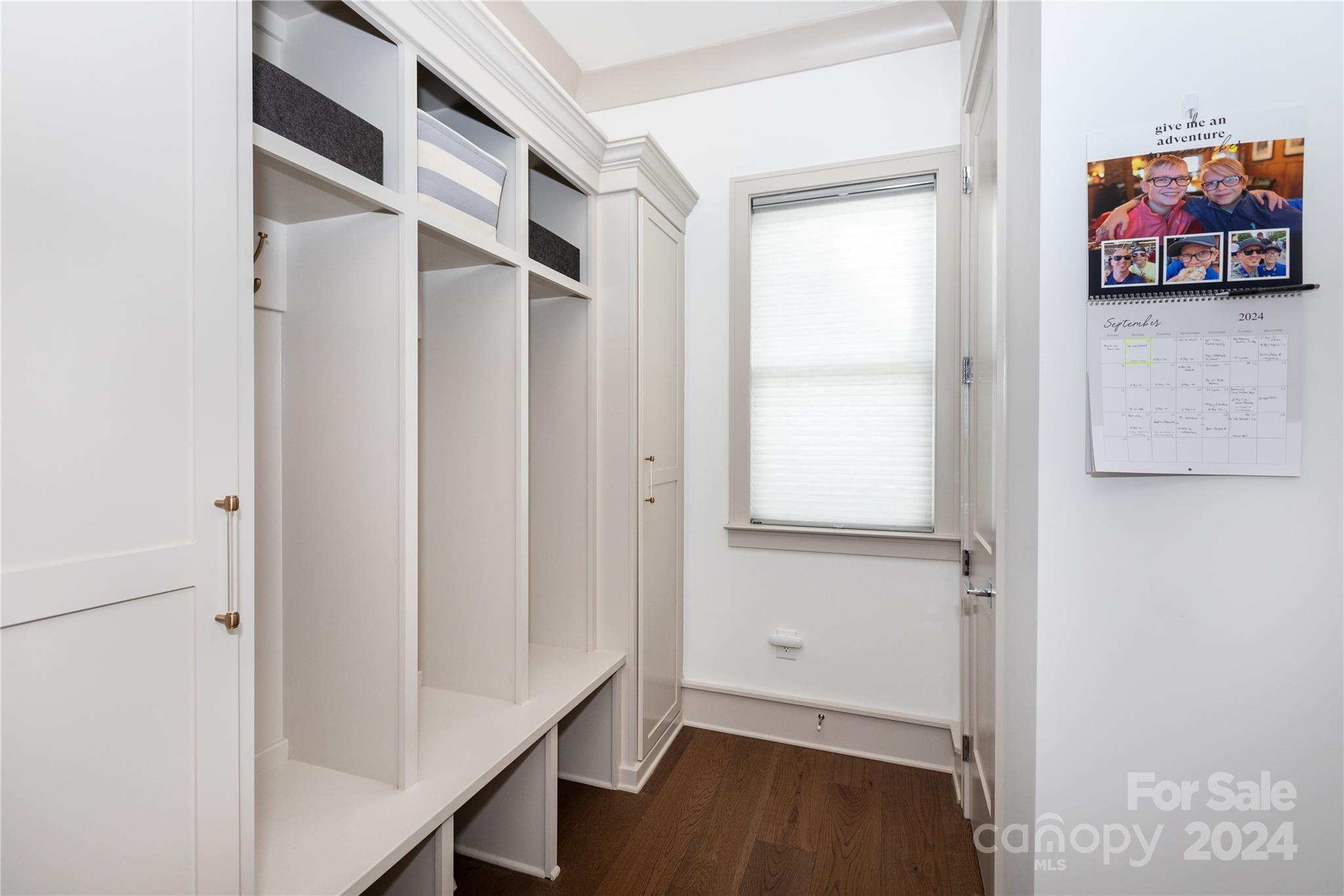 Airlie Woods - Residential