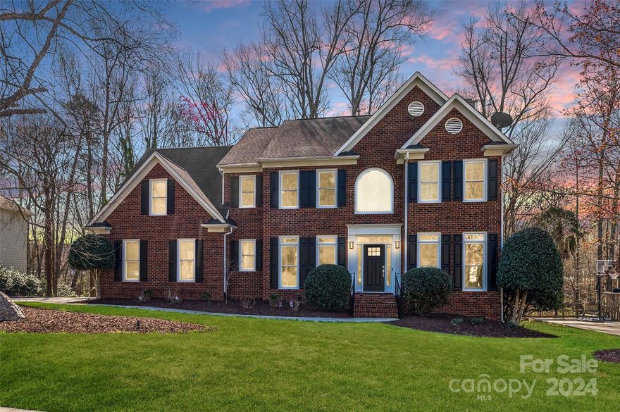 Welcome to The Hamptons community located in the heart of Huntersville, close to all amenities including Birkdale Village, shopping and entertainment. This home boasts 4 beds,4 full baths and a finished basement. 
The main floor includes an office/flex space, providing flexibility to suit your lifestyle needs. The kitchen is equipped with new cooktop and wall oven(s) and lots of cabinets. 
The primary suite features a cozy sitting area. The primary bath has two walk-in closets and additional flex space. New carpet in the secondary bedrooms. 
The finished basement is currently utilized as a theater room, along with another flex space and a full bathroom. Ample storage is available in basement and the oversized garage.

Outside, a large deck with a covered area invites you to enjoy the outdoors. The community amenities offer 2 pools, 2 clubhouses, playgrounds, tennis courts, and pickleball facilities.

Front windows and rear secondary bedroom window replaced in 2021.