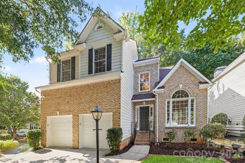 Photo of 2103 Sablewood Drive, Charlotte, NC 28205 (MLS # 4432145)