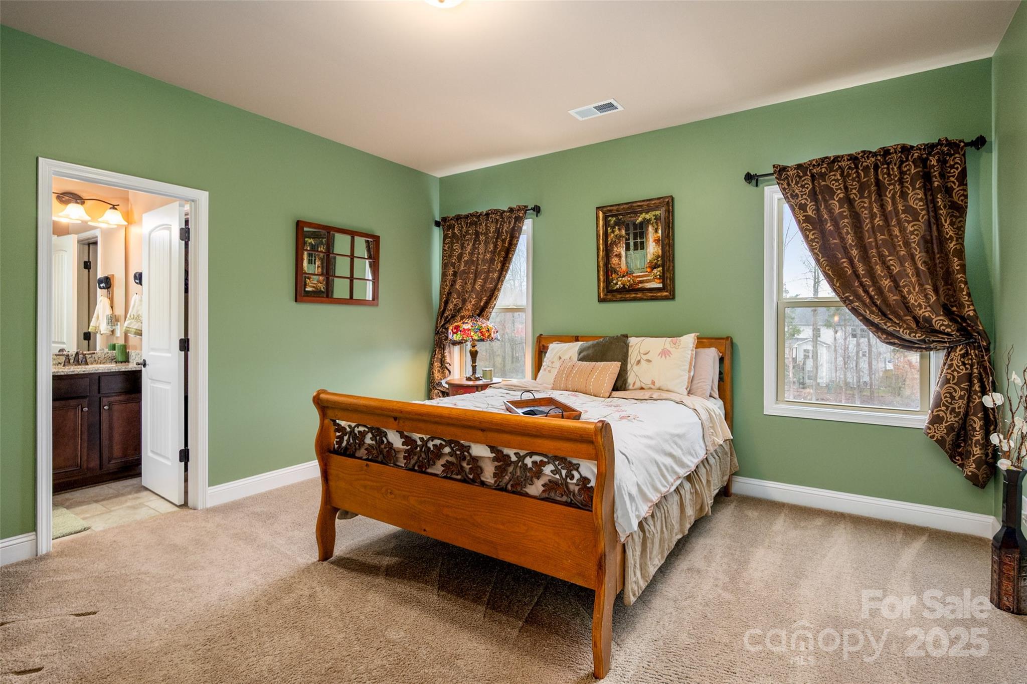 Huntersville, North Carolina 28078, United States, 6 Bedrooms Bedrooms, ,6 BathroomsBathrooms,Residential,Under Contract,3753