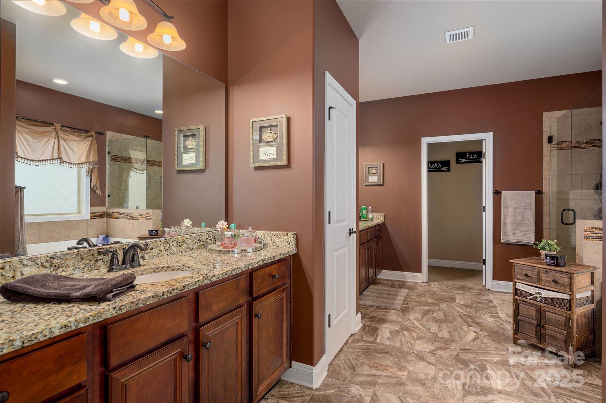 Huntersville, North Carolina 28078, United States, 6 Bedrooms Bedrooms, ,6 BathroomsBathrooms,Residential,Under Contract,3753