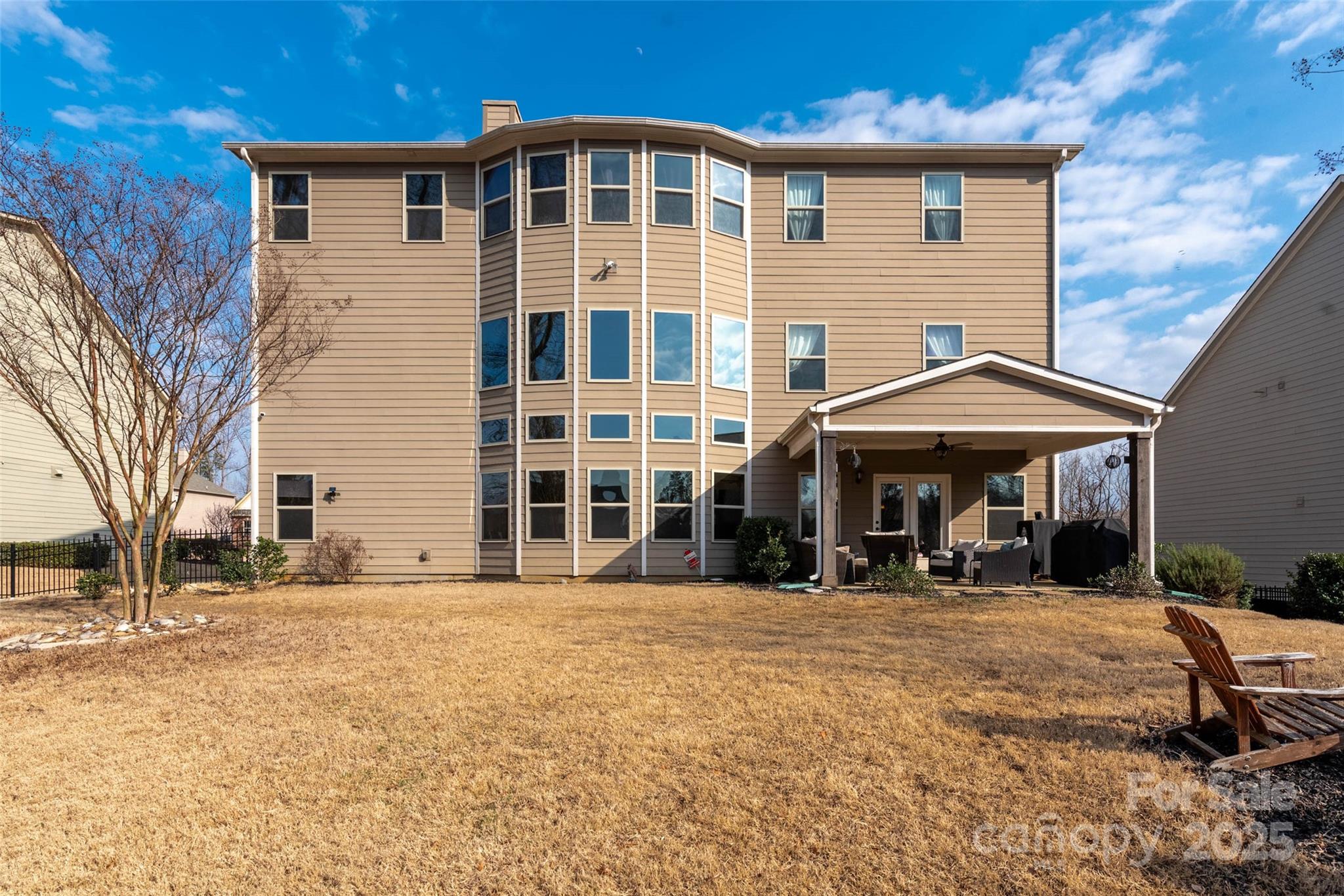 Huntersville, North Carolina 28078, United States, 6 Bedrooms Bedrooms, ,6 BathroomsBathrooms,Residential,Under Contract,3753