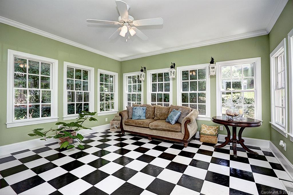 Lake Club - Residential