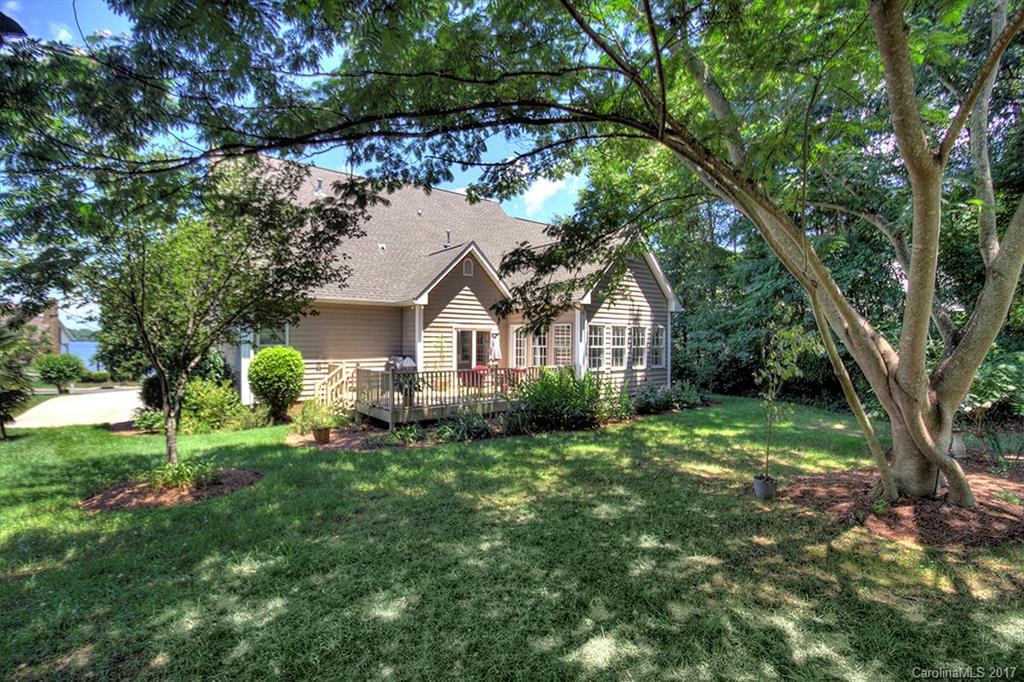 Lake Club - Residential