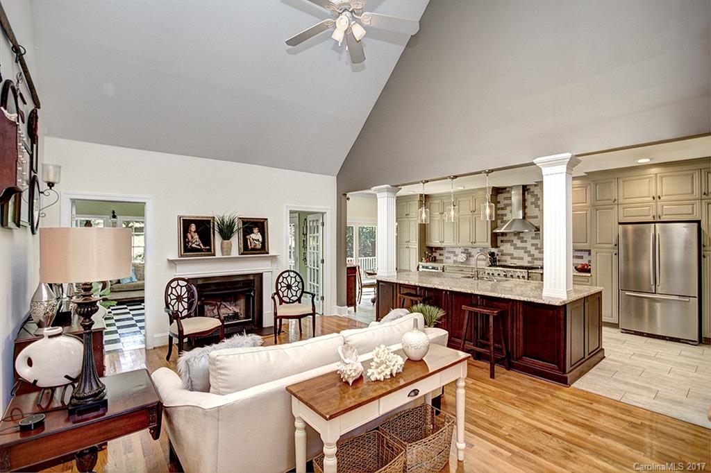 Lake Club - Residential