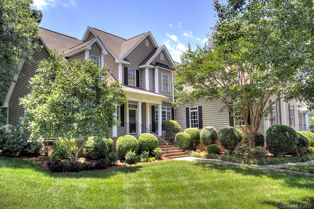 Lake Club - Residential