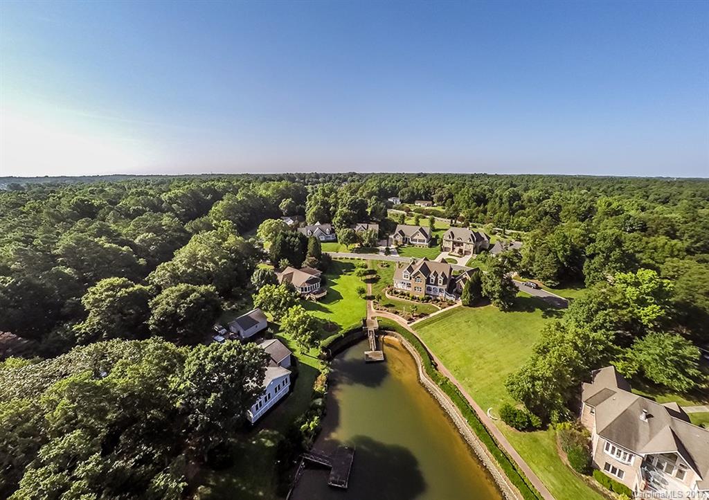 Lake Club - Residential