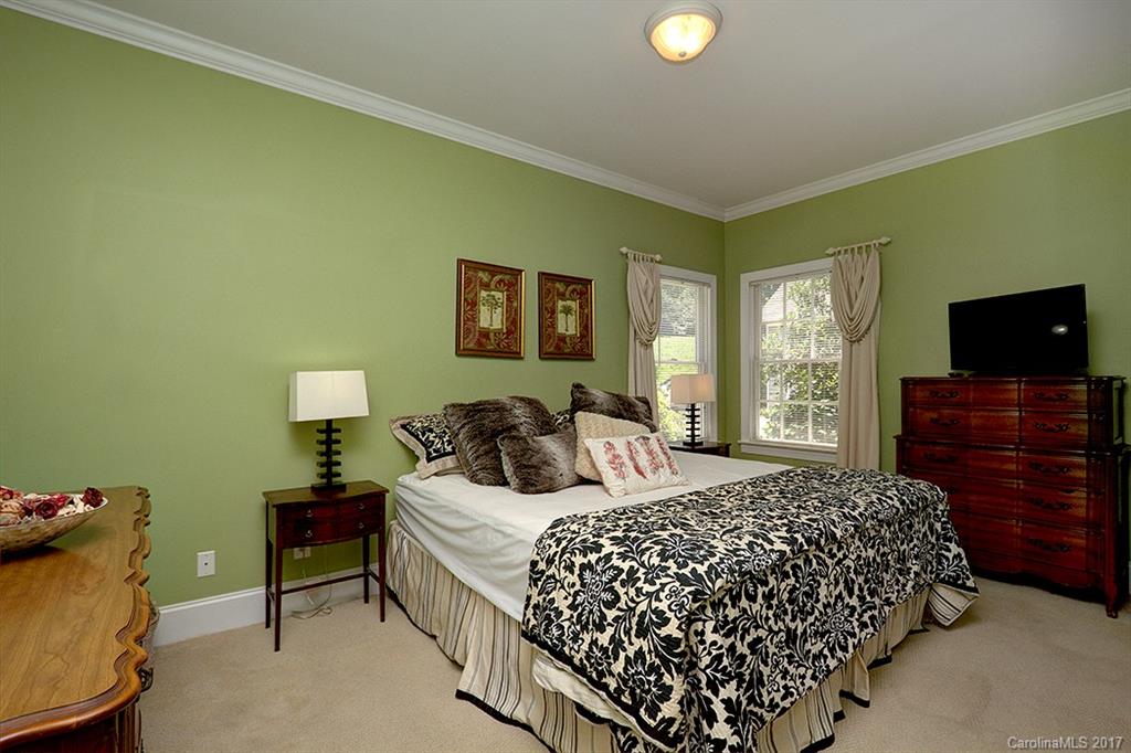 Lake Club - Residential