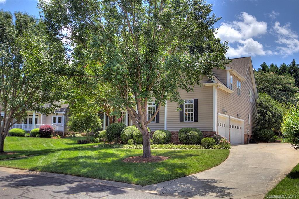 Lake Club - Residential