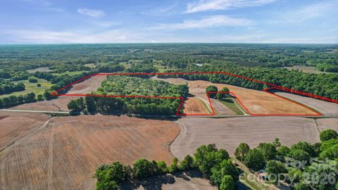 Photo of 6824 New Salem Road, Marshville, NC 28103 (MLS # 4366085)