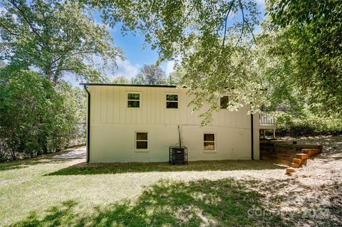 Single Family Residence in Charlotte NC 918 September Lane 30.jpg