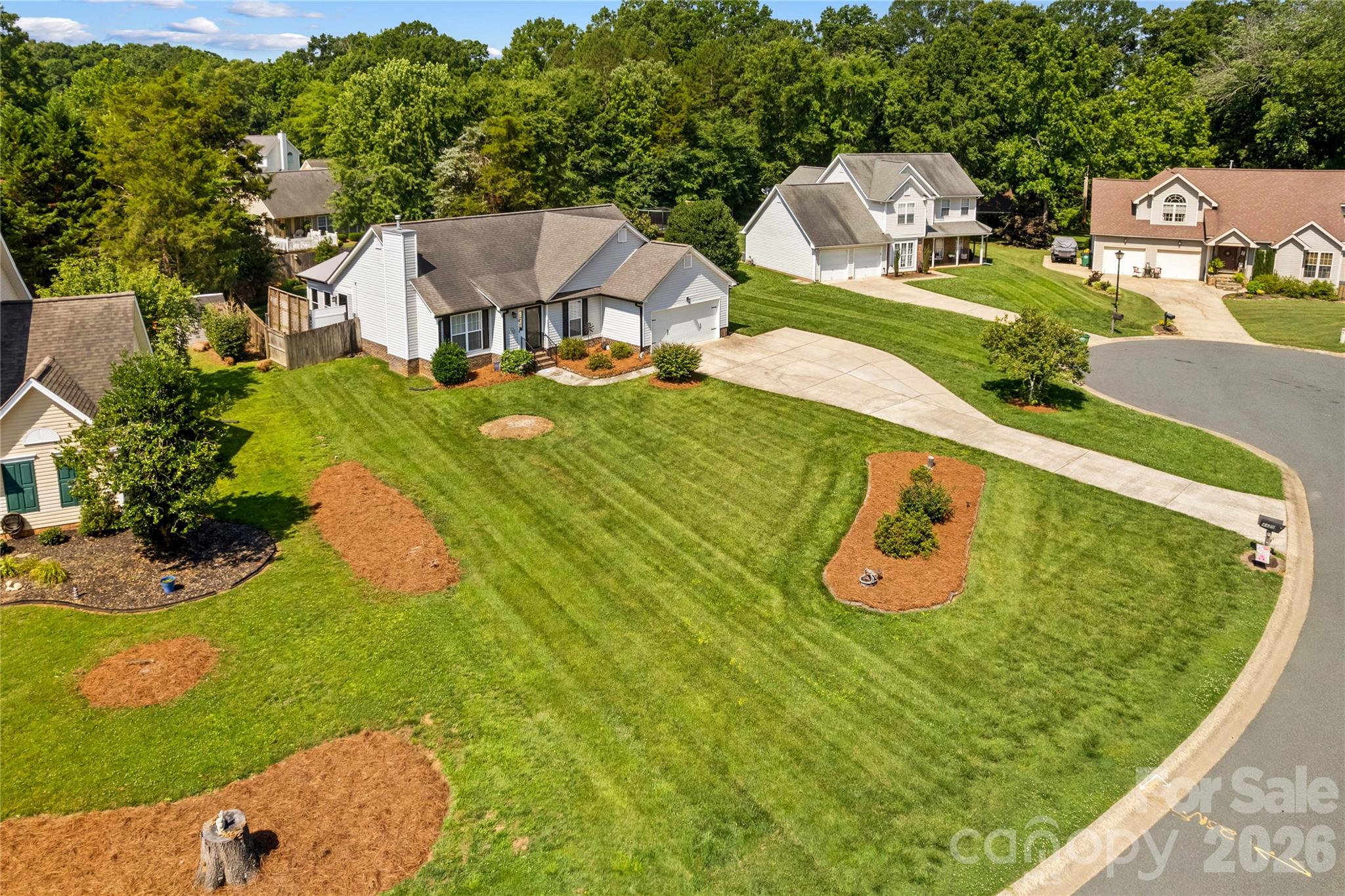 4425 Derbyshire Lane