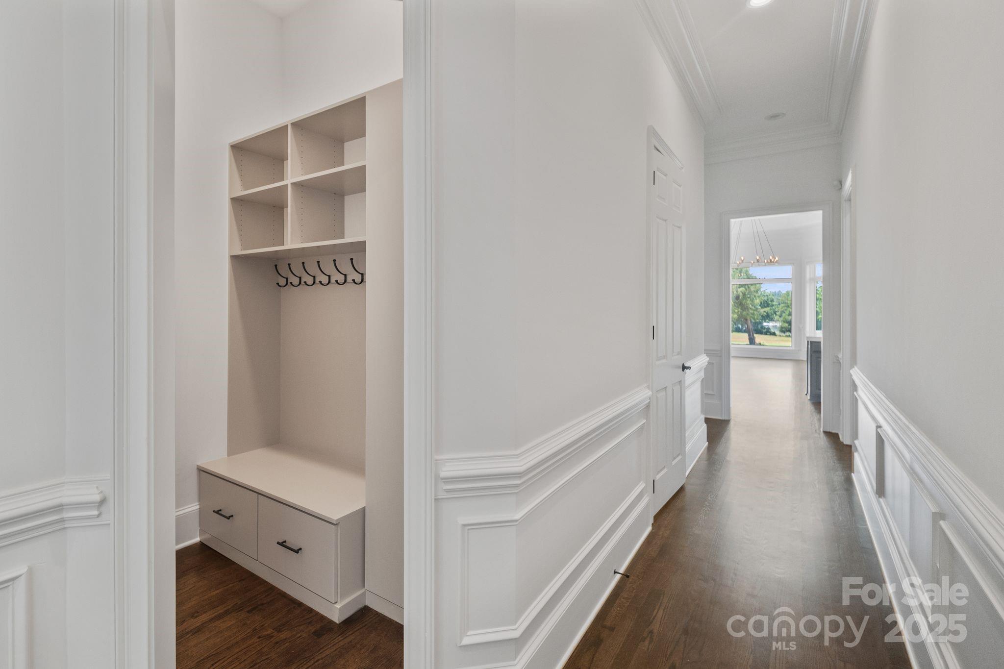 The Peninsula - Residential