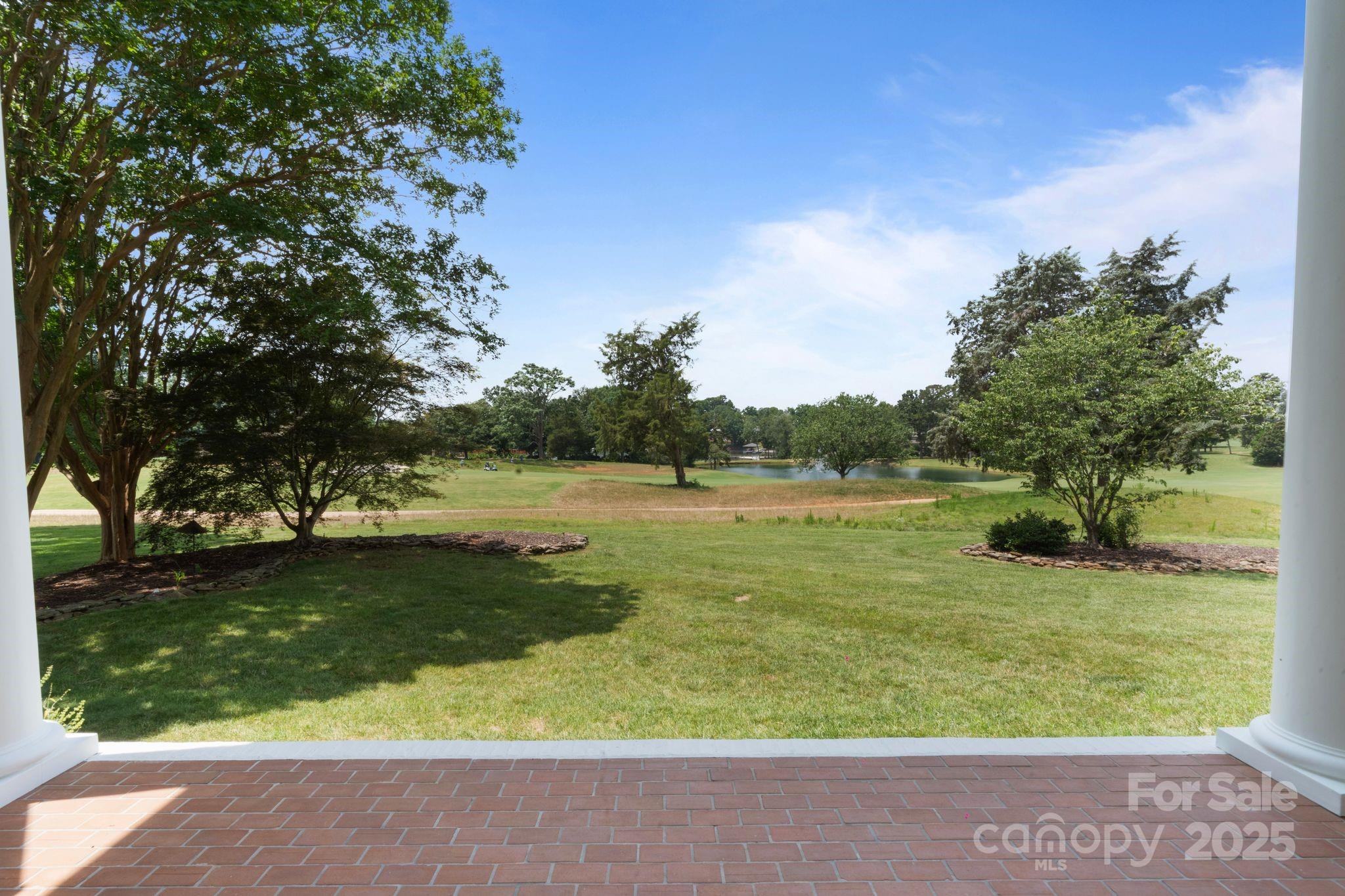 The Peninsula - Residential