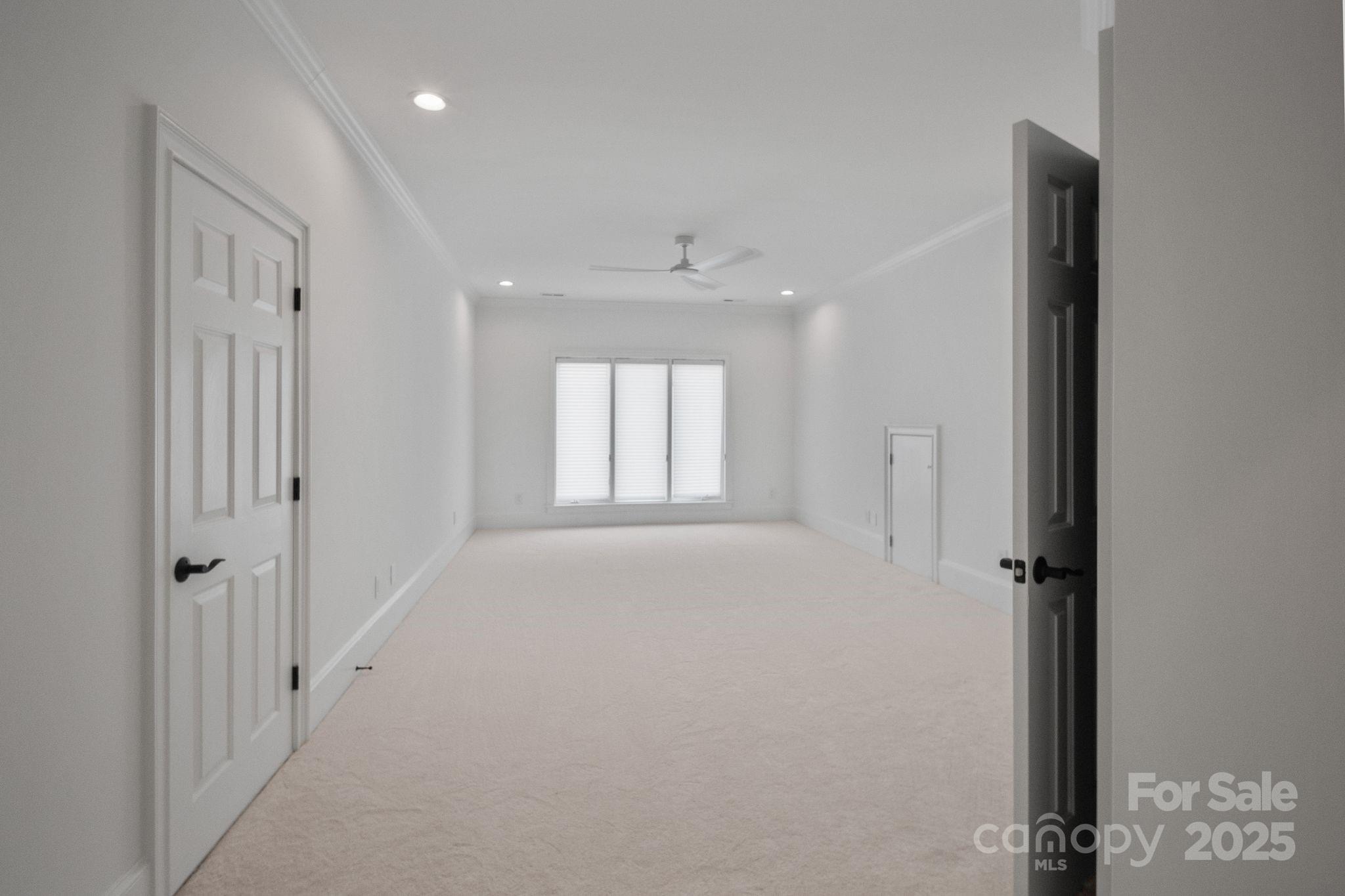 The Peninsula - Residential