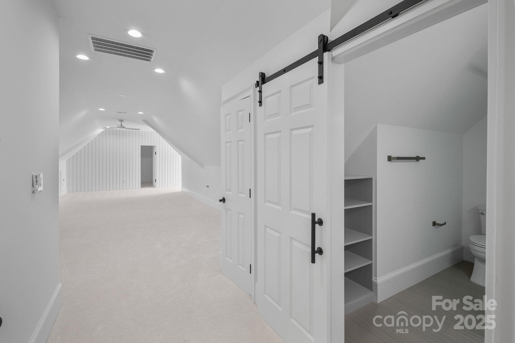 The Peninsula - Residential