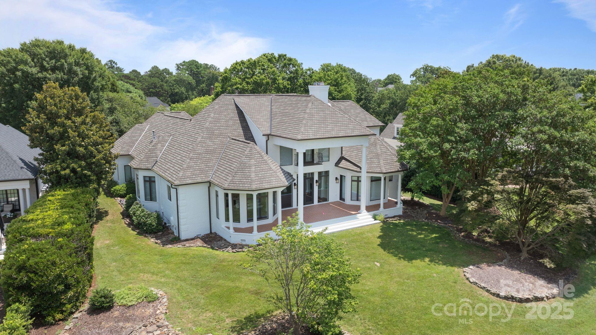 The Peninsula - Residential