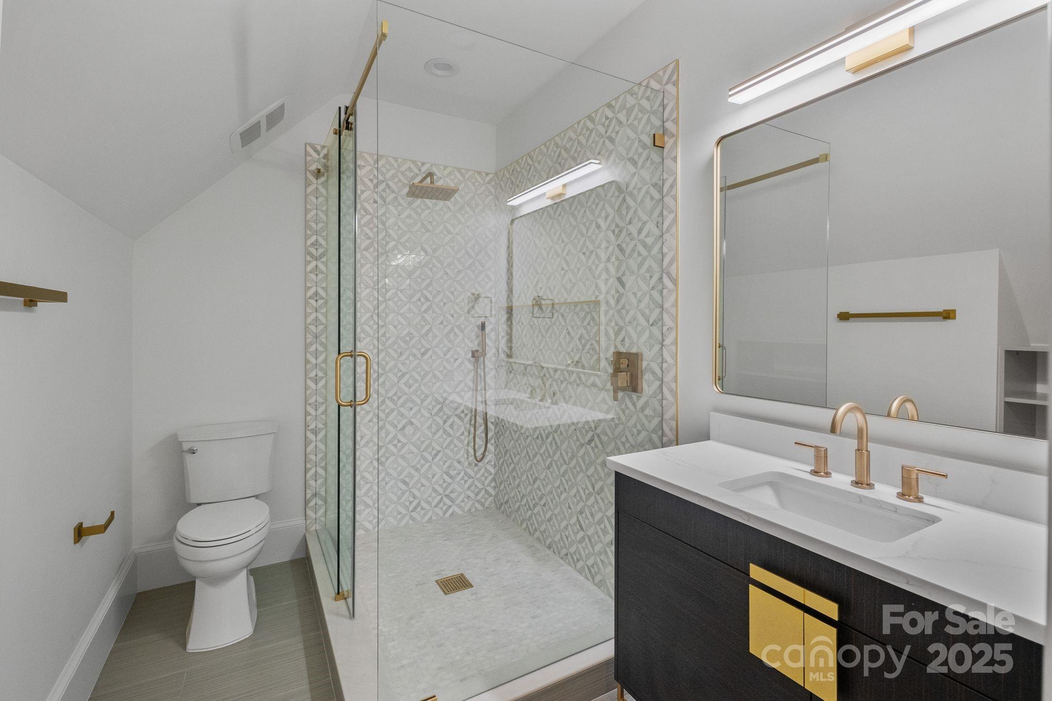 The Peninsula - Residential