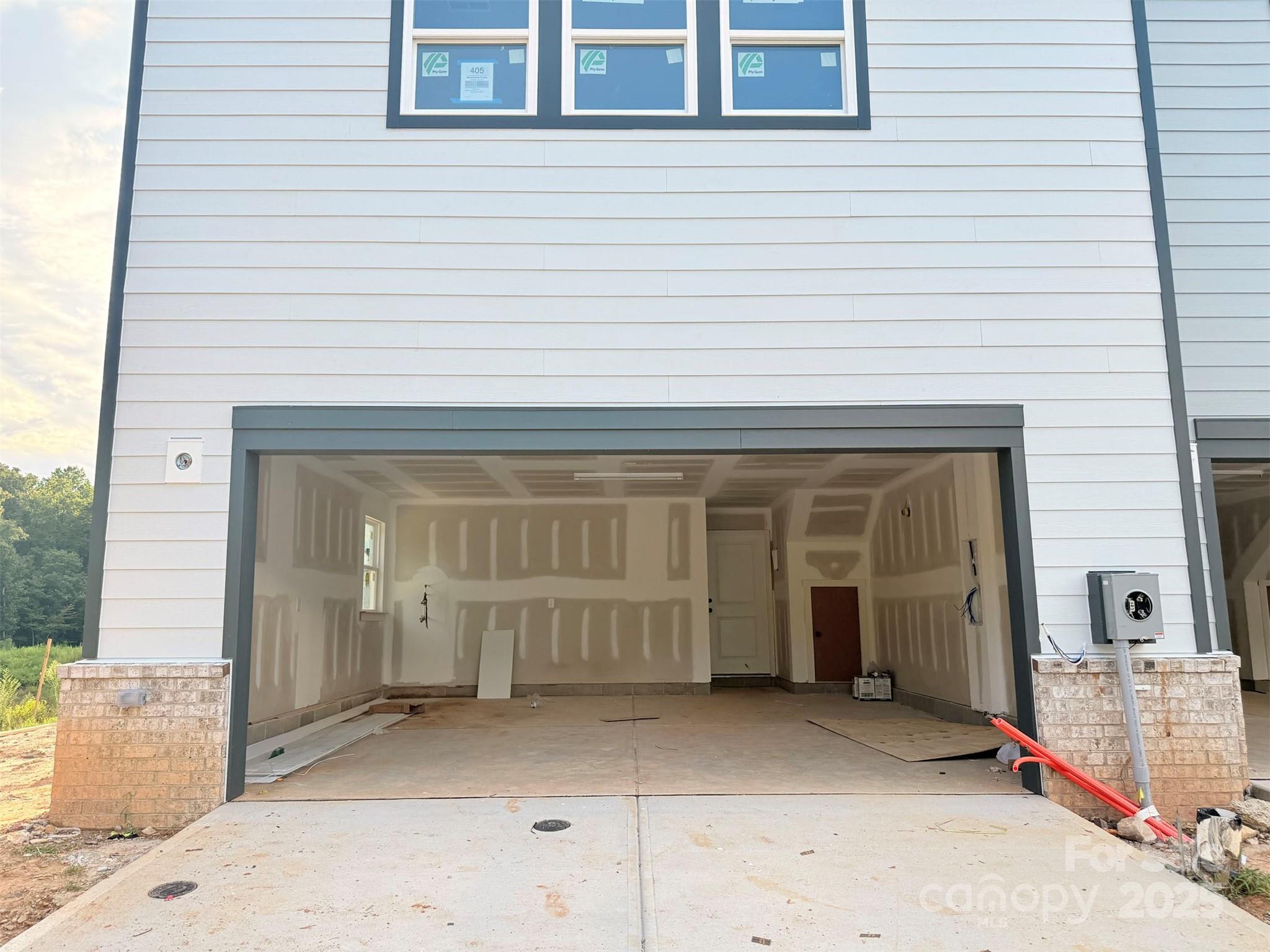 405 Nathaniel Way BRX0061