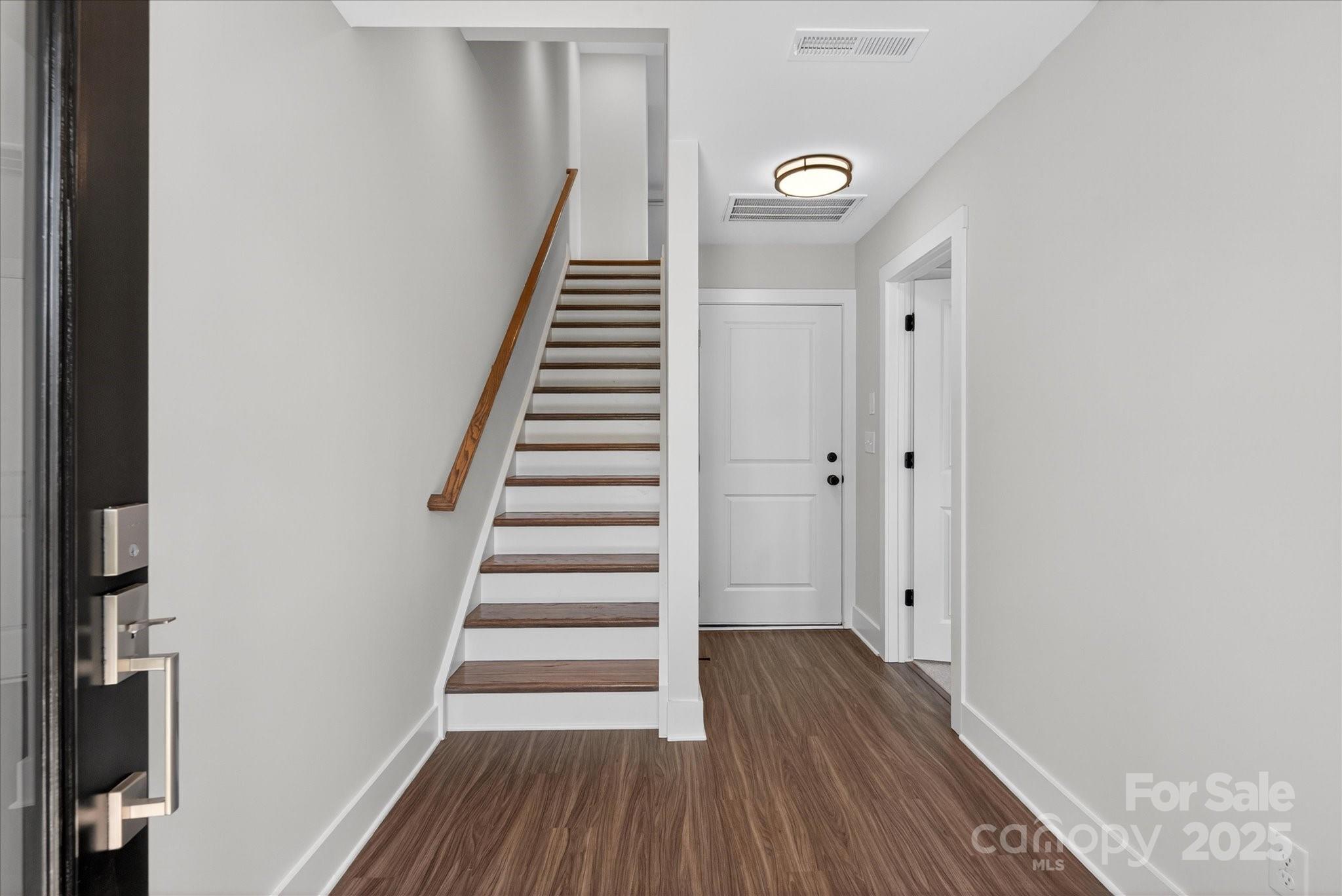 405 Nathaniel Way BRX0061