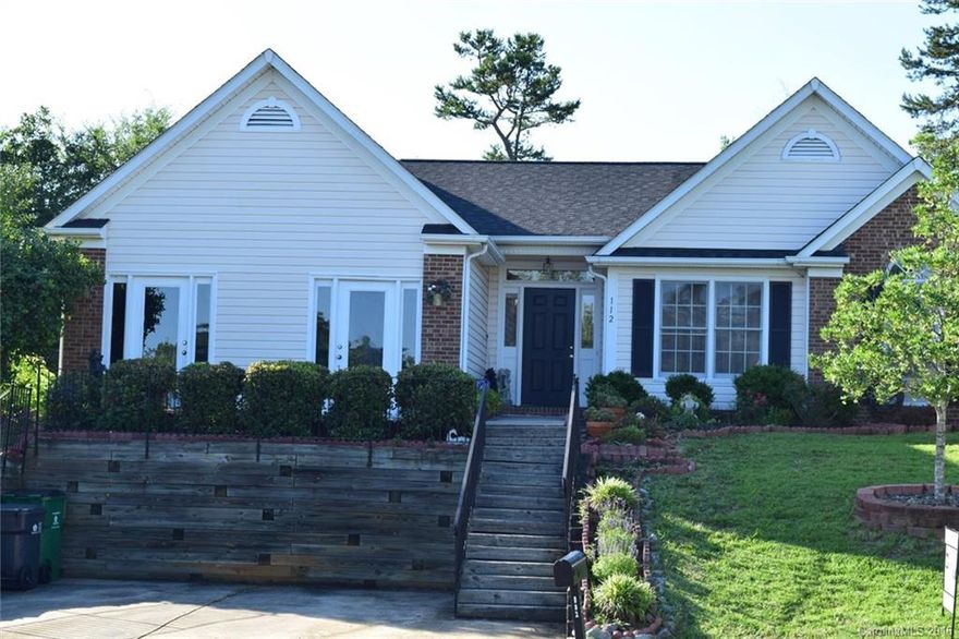 Former model home still shows like a model! Open floorplan. Vaulted ceiling in great room. Wired for surround sound. Gas to fireplace. Roof 5 yrs old. HVAC 4 yrs old. Carpet replaced Sept 2015. Home warranty available! Just over a 10 minute commute to uptown and even closer to I-485 and Mtn Island Lake! Easy to show!!!