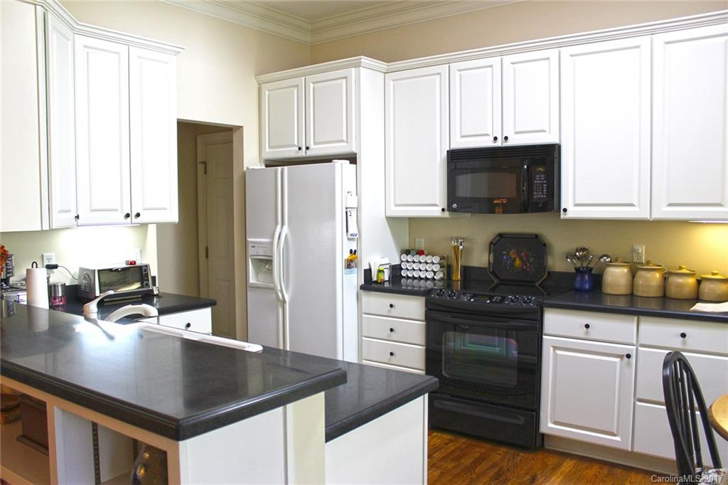 Straus Park - Residential