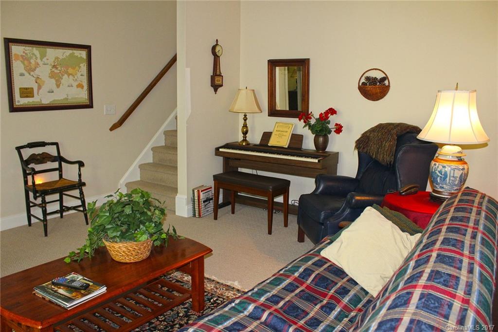 Straus Park - Residential
