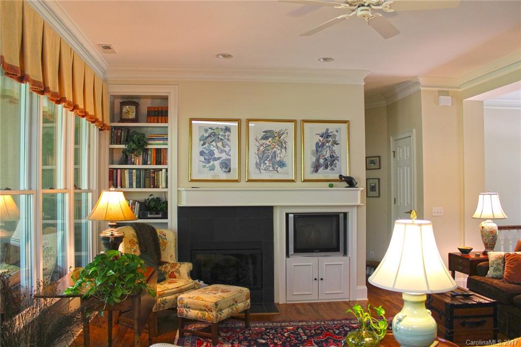 Straus Park - Residential