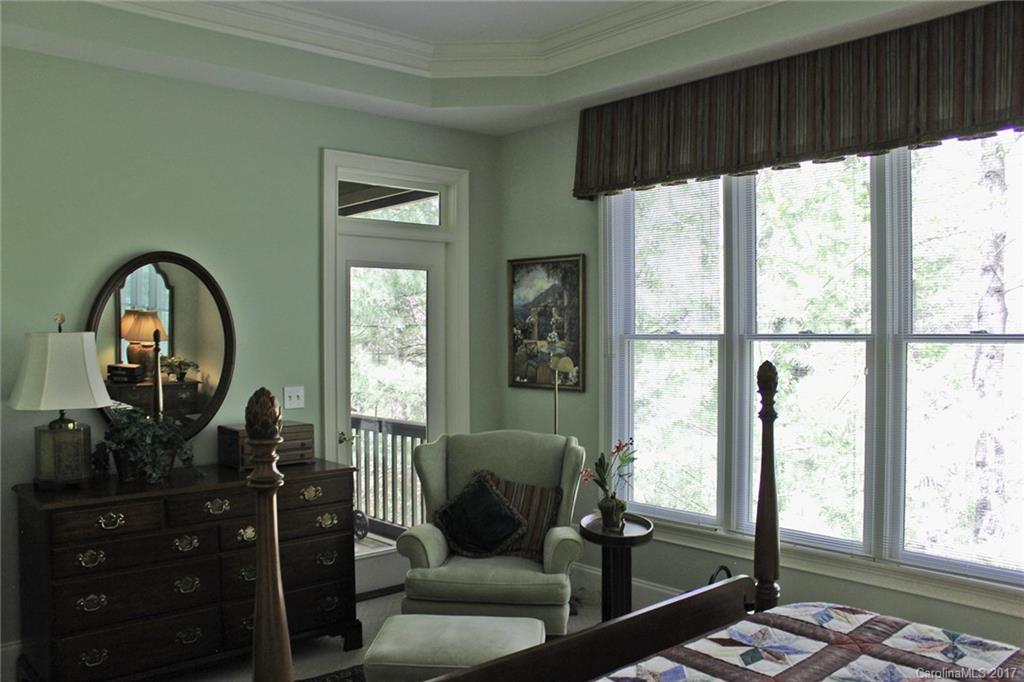 Straus Park - Residential