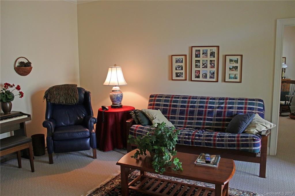 Straus Park - Residential