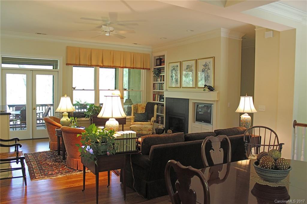 Straus Park - Residential