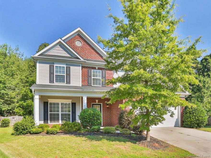 Beautiful hardwood floors and formal dining room. Large eat-in kitchen with granite counter tops, stainless appliances, tile backsplash, 42' cabinets topped with crown molding.  Master suite features trey ceiling and gorgeous bathroom is a must see.  Bathrooms feature granite countertops and beautiful cabinets.  Ceiling fans throughout.  Very large, fenced yard in cul-de-sac.  Much desired Berewick community.  Close to shopping and interstates.