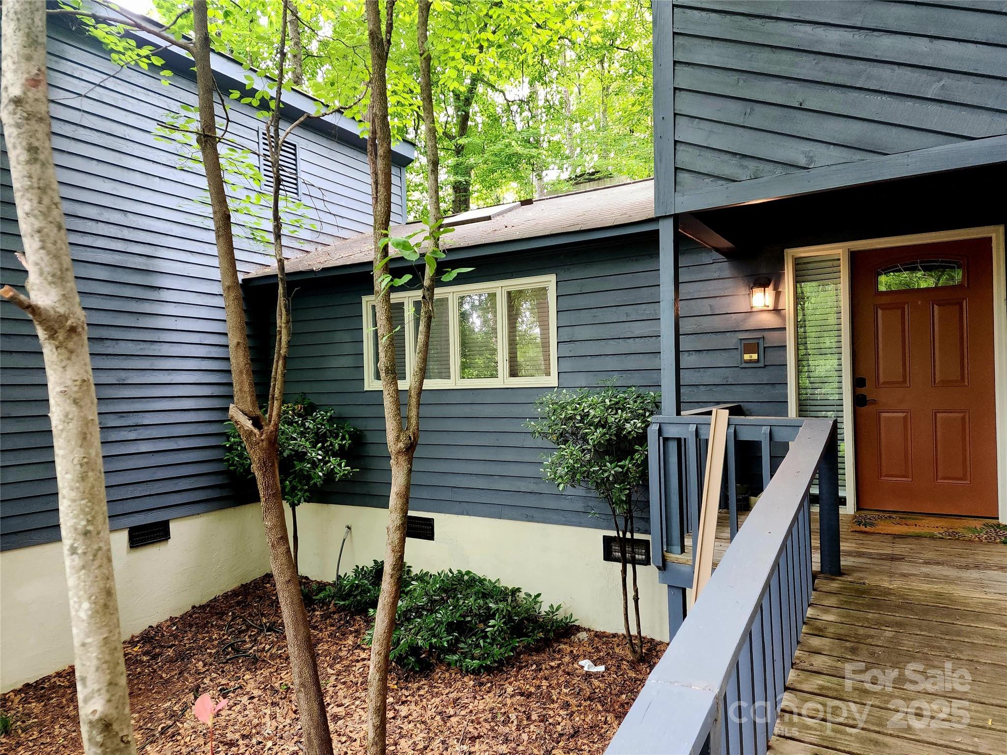 2800 Patio Lane