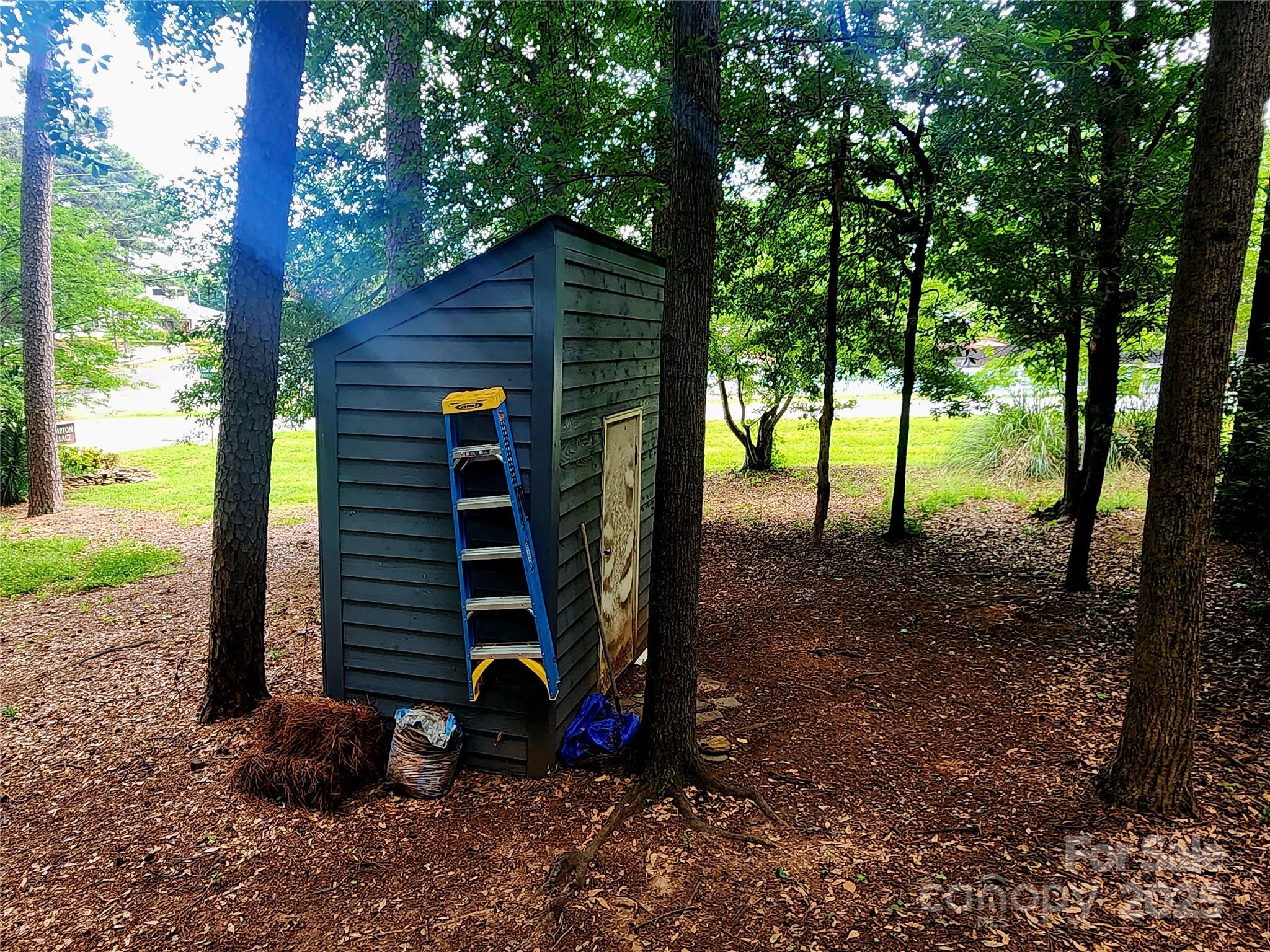 Hampton Village - Residential