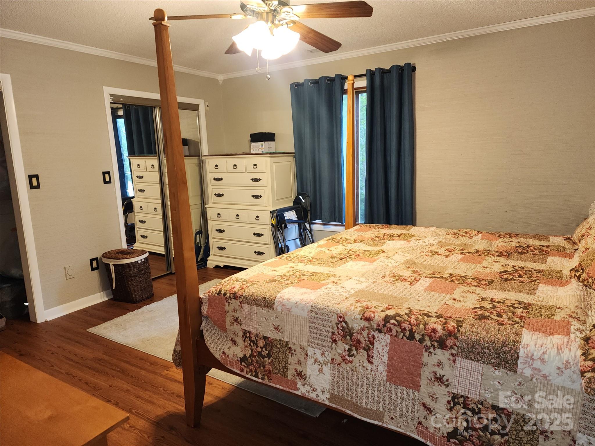 Hampton Village - Residential