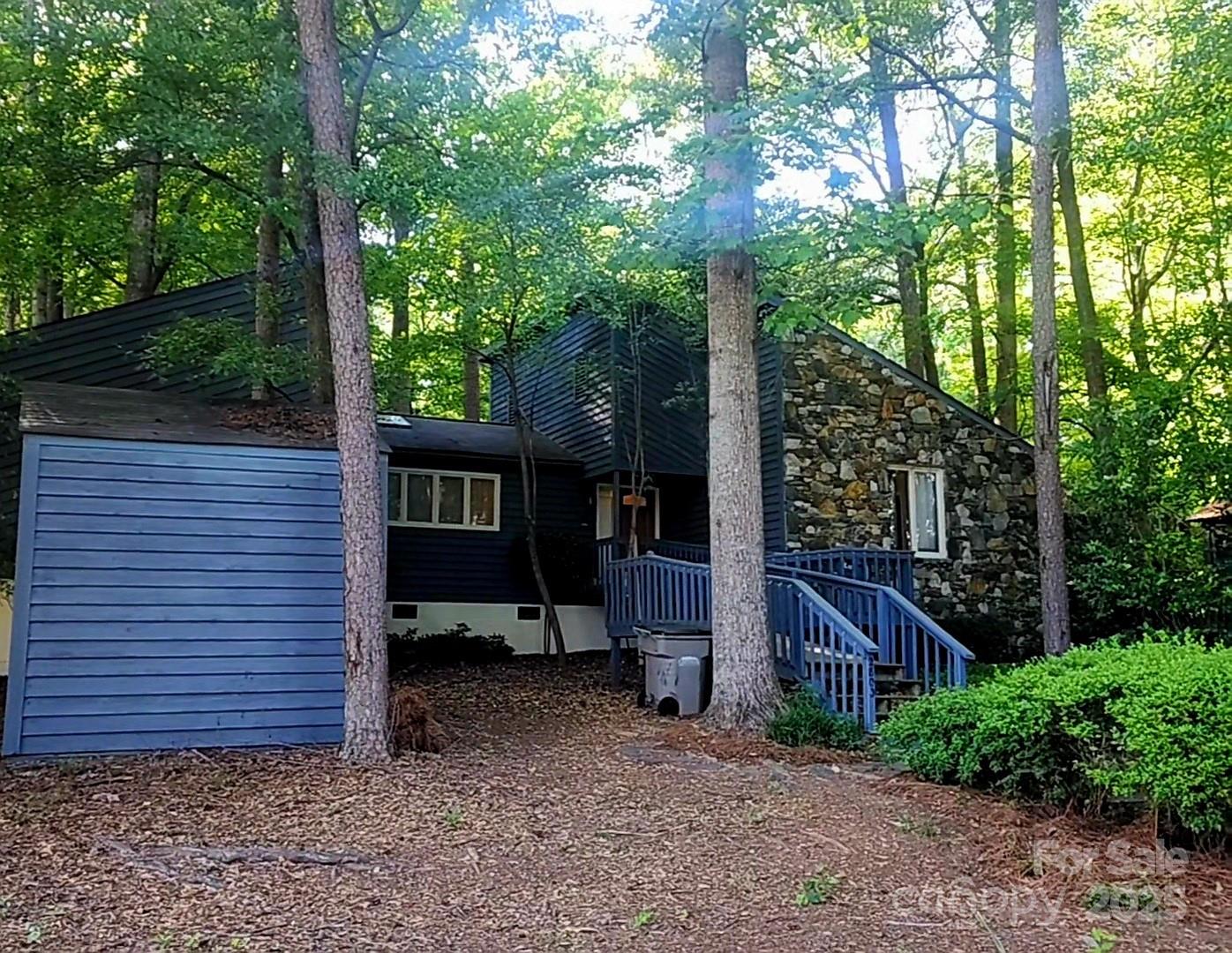 2800 Patio Lane