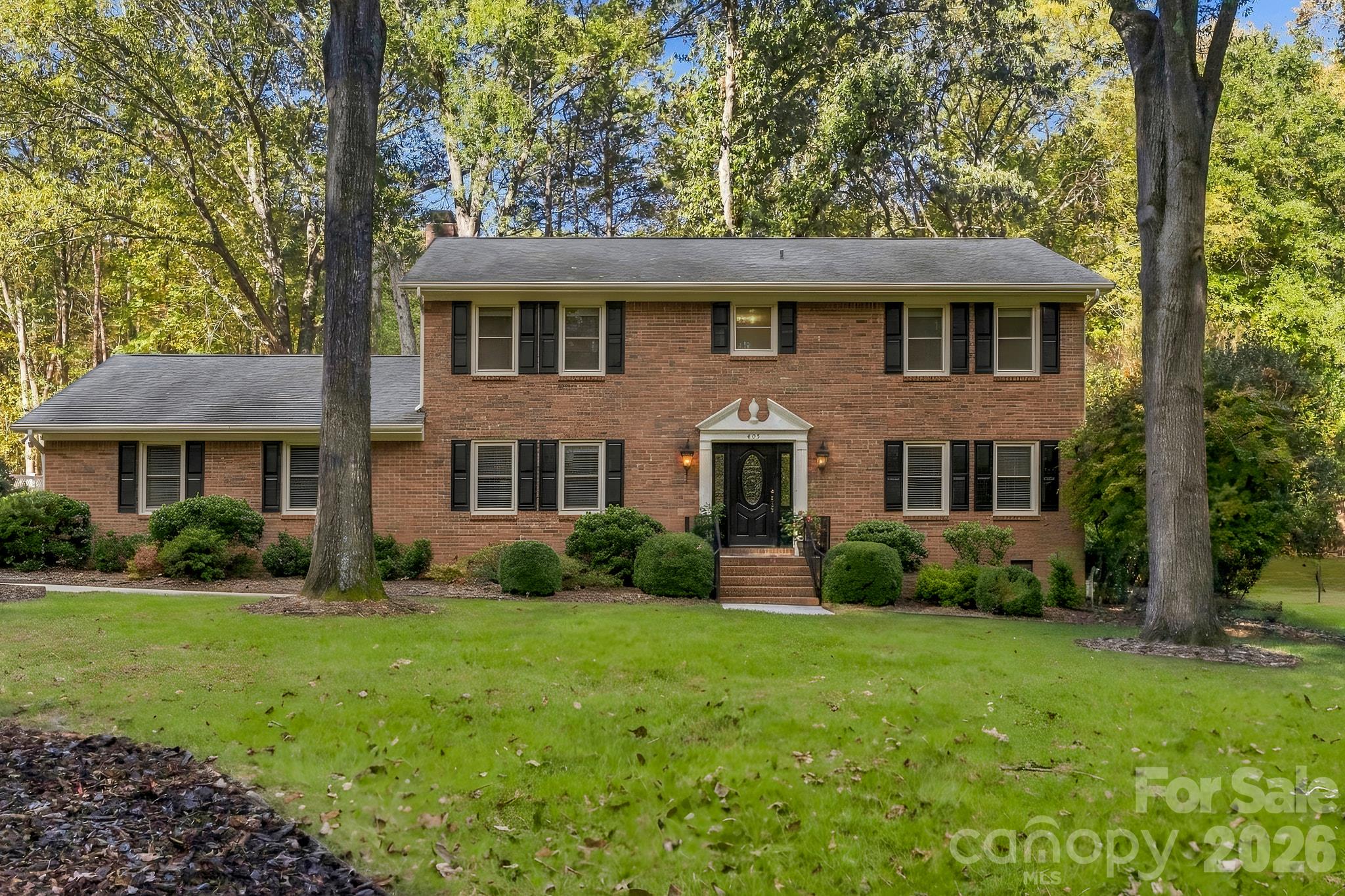 405 Hillcrest Drive