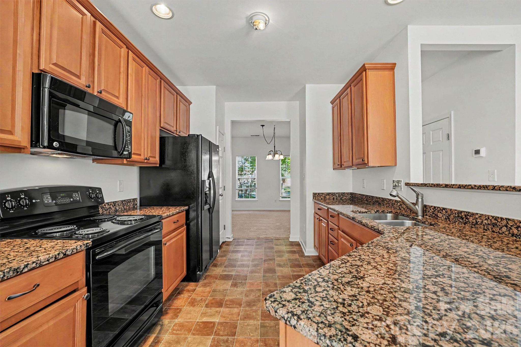 107 S Arcadian Way