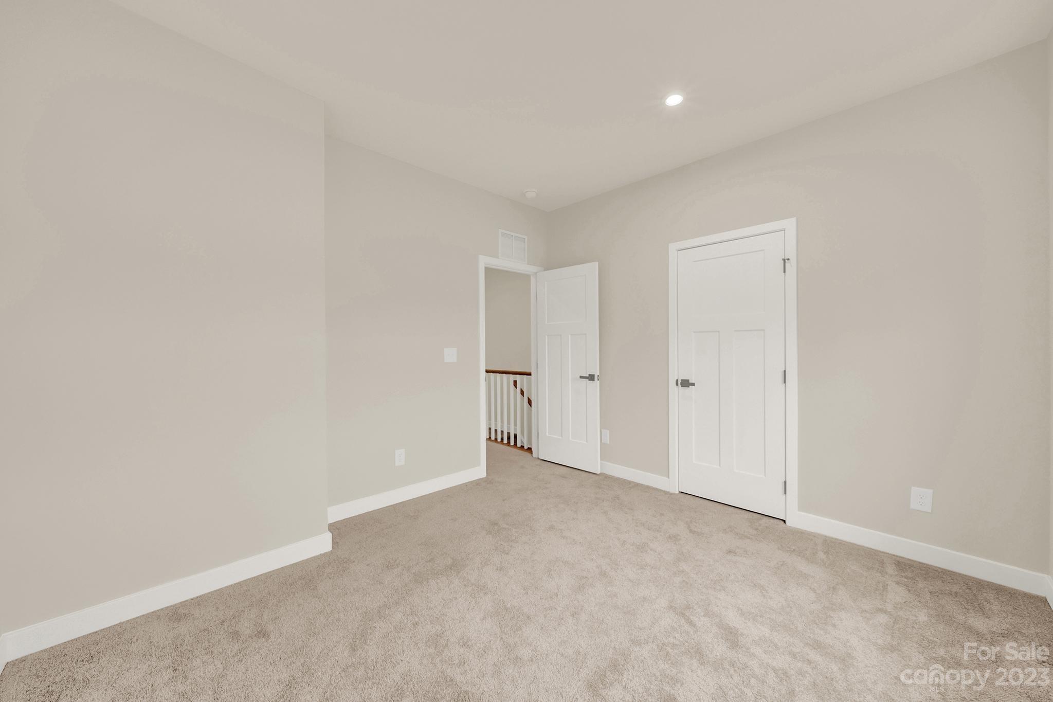 Trinity Townes - Residential