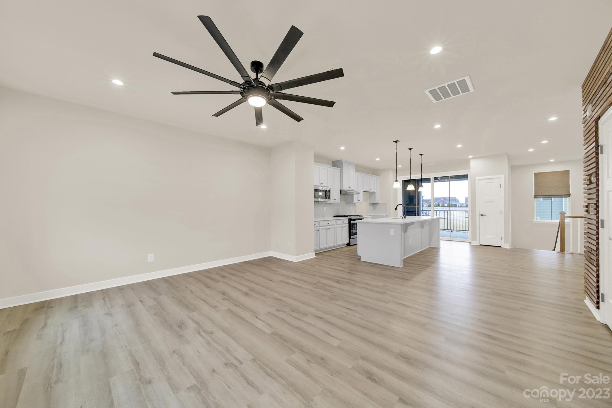 Trinity Townes - Residential