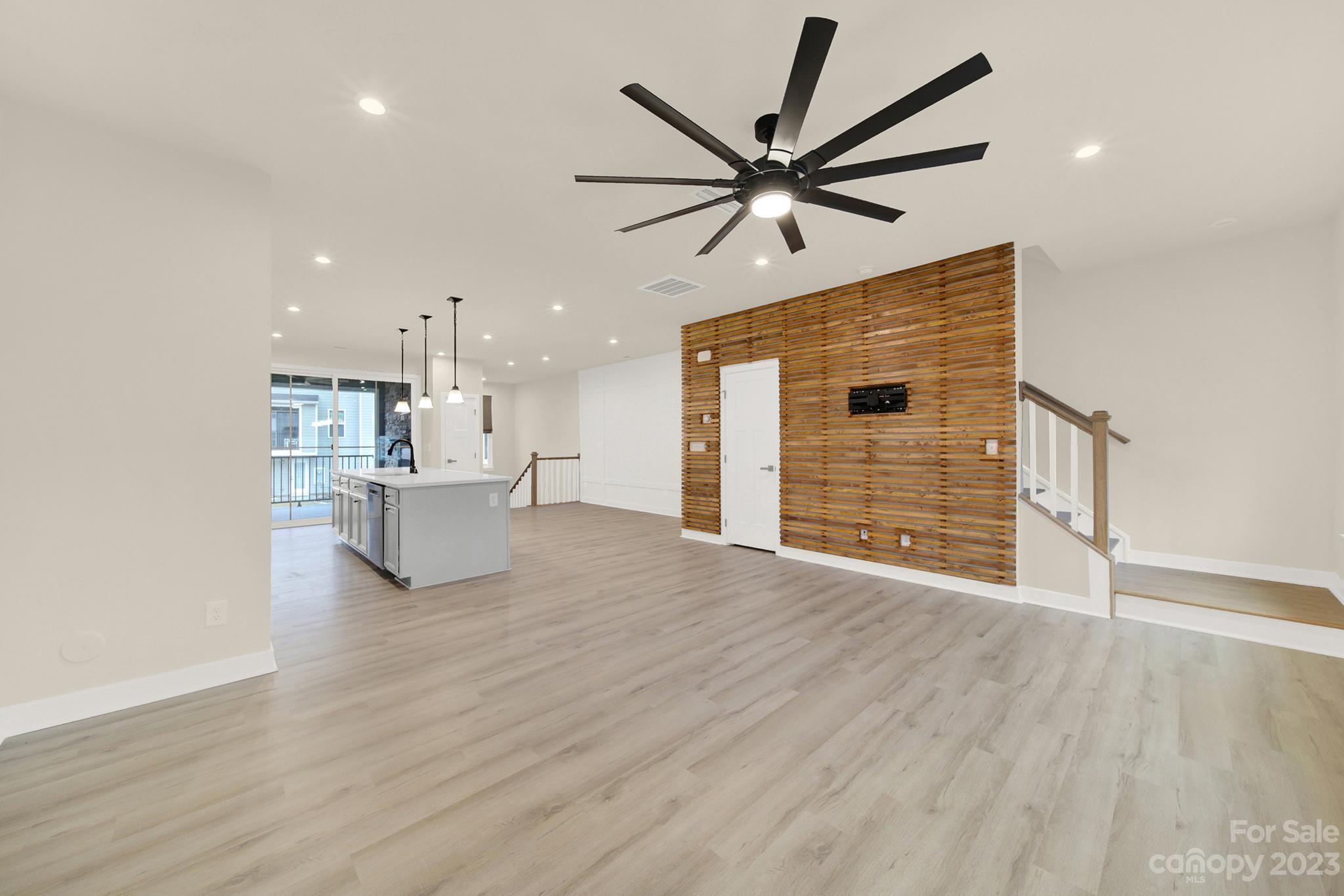 Trinity Townes - Residential