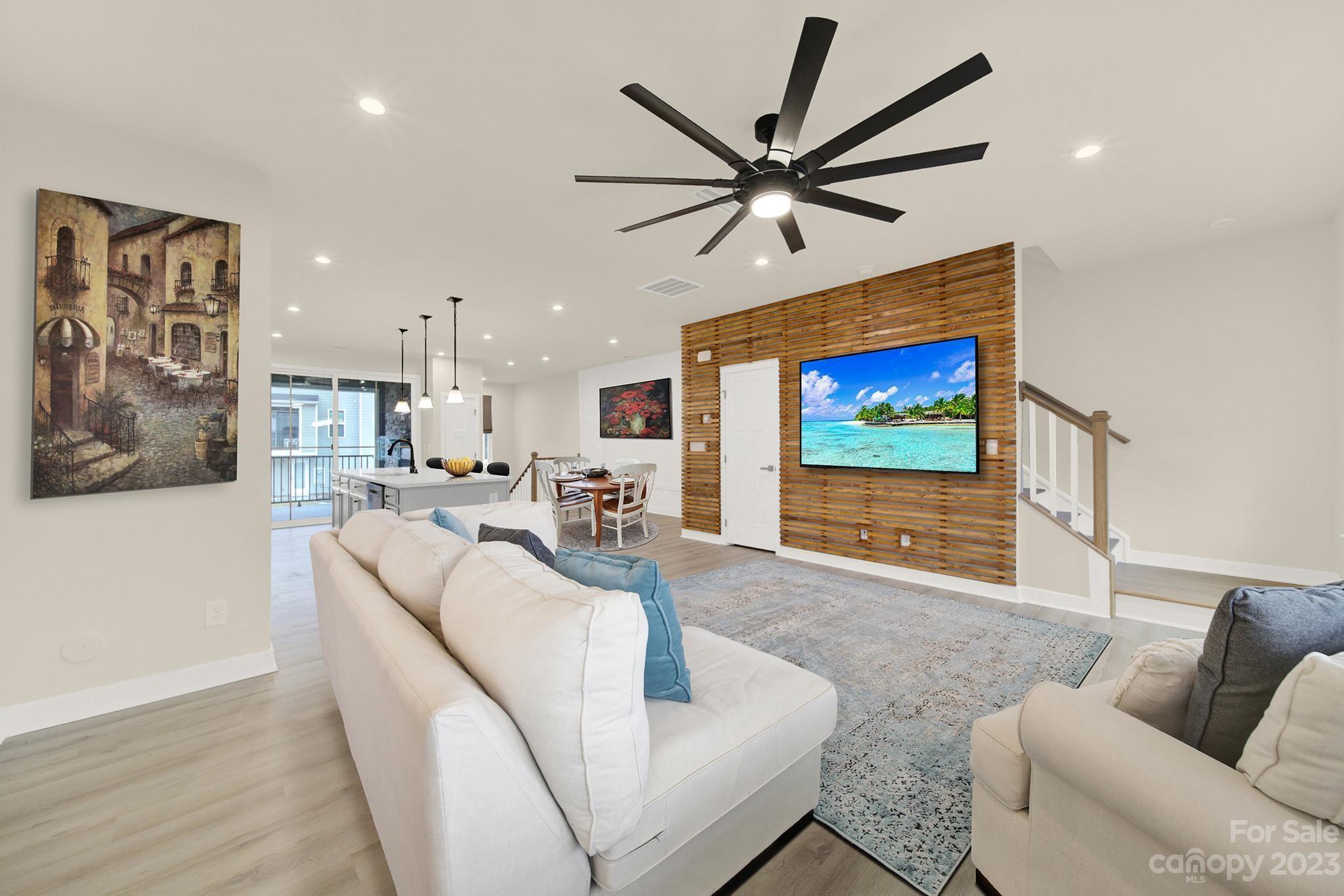 Trinity Townes - Residential