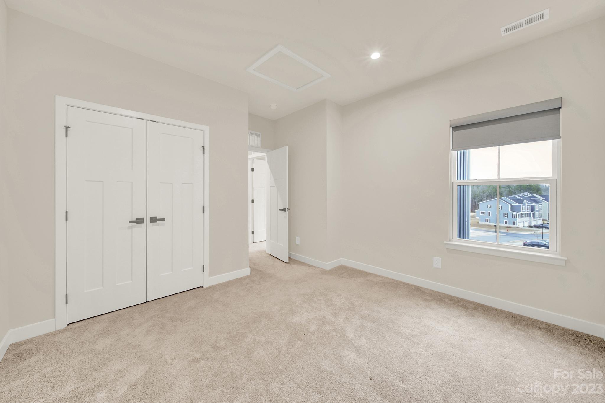 Trinity Townes - Residential