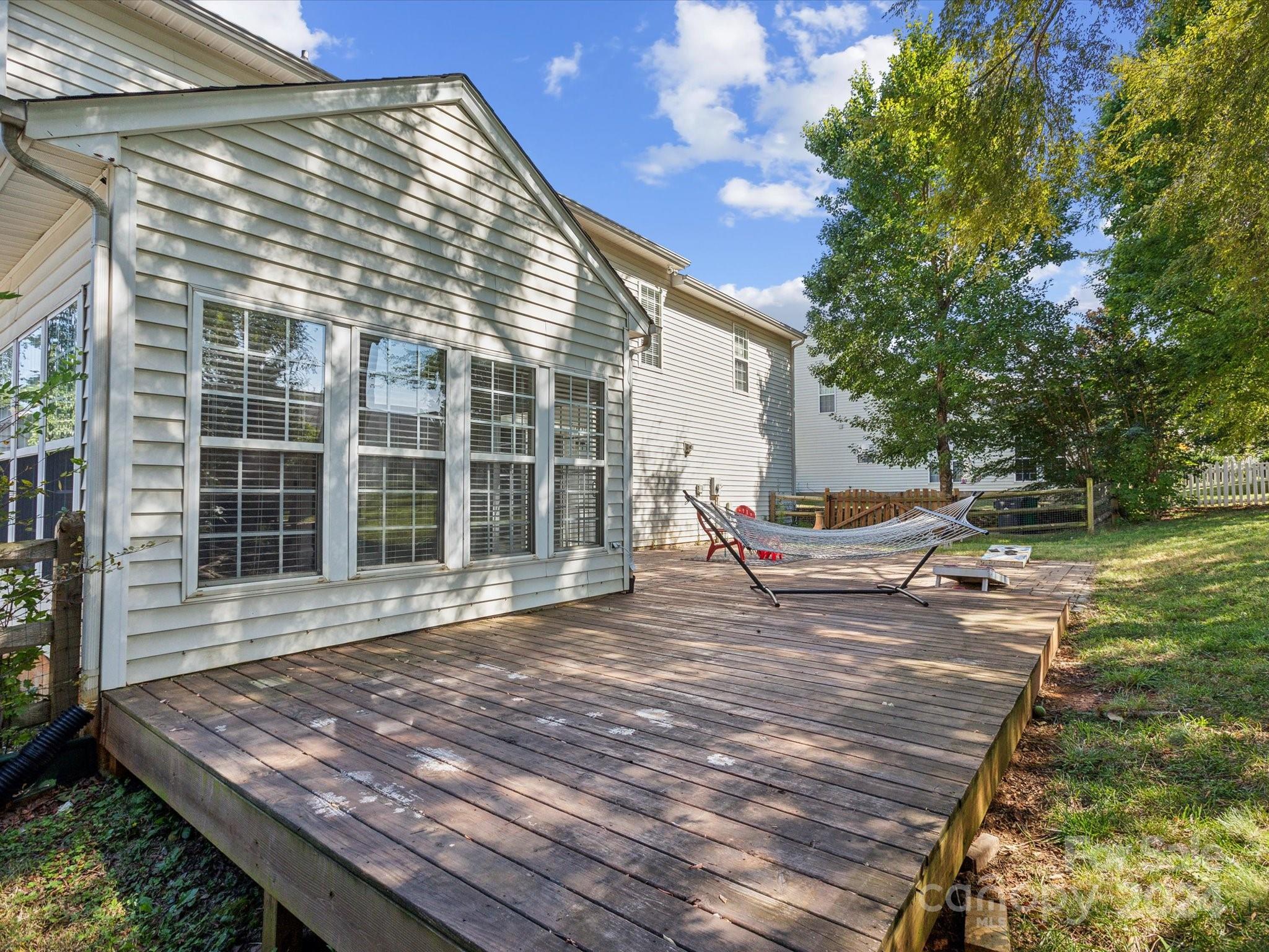 Spring Park - Residential