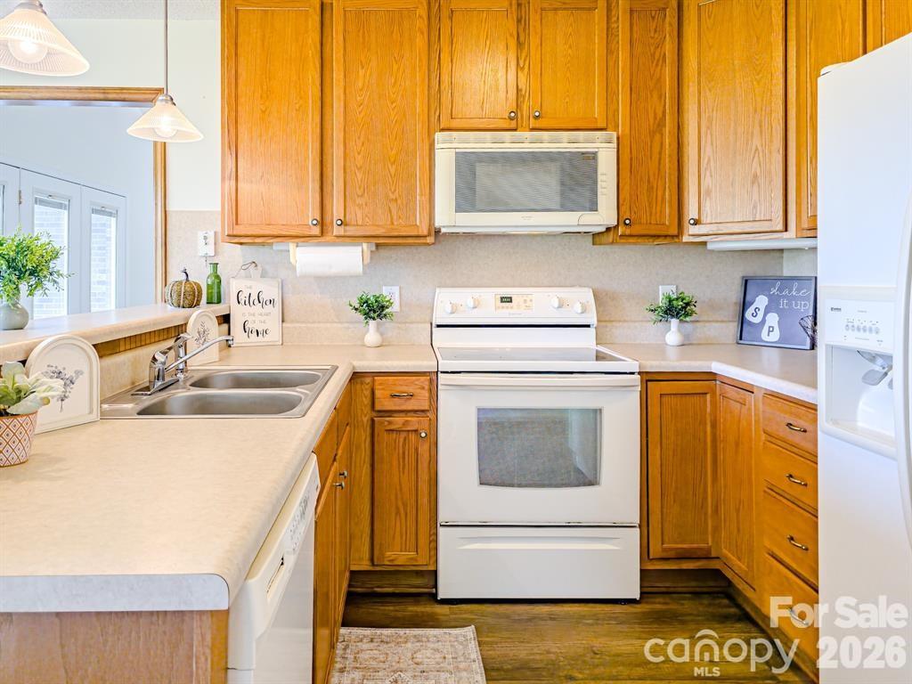 485 Mountain Lookout Drive