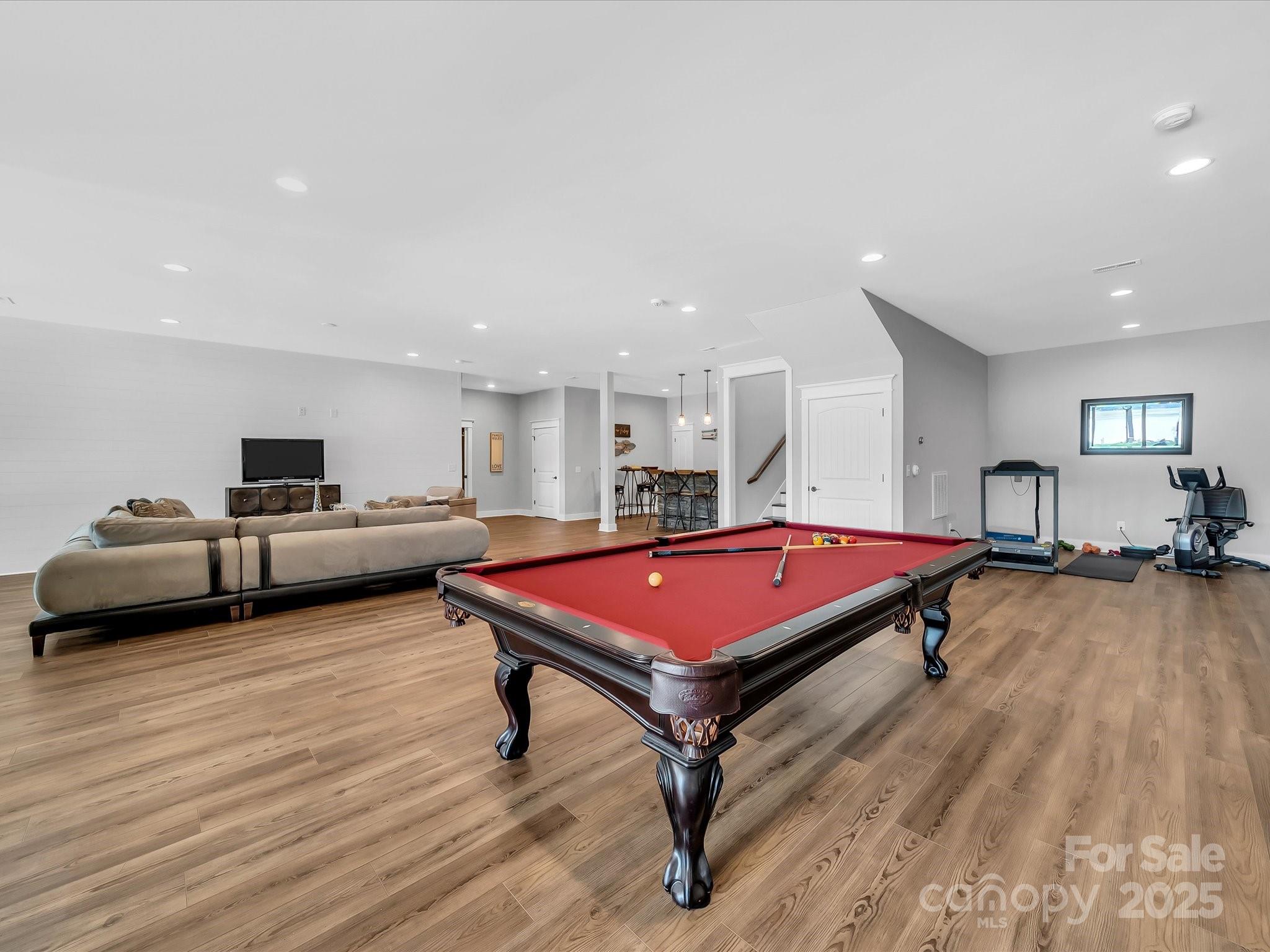 Sunset Pointe - Residential