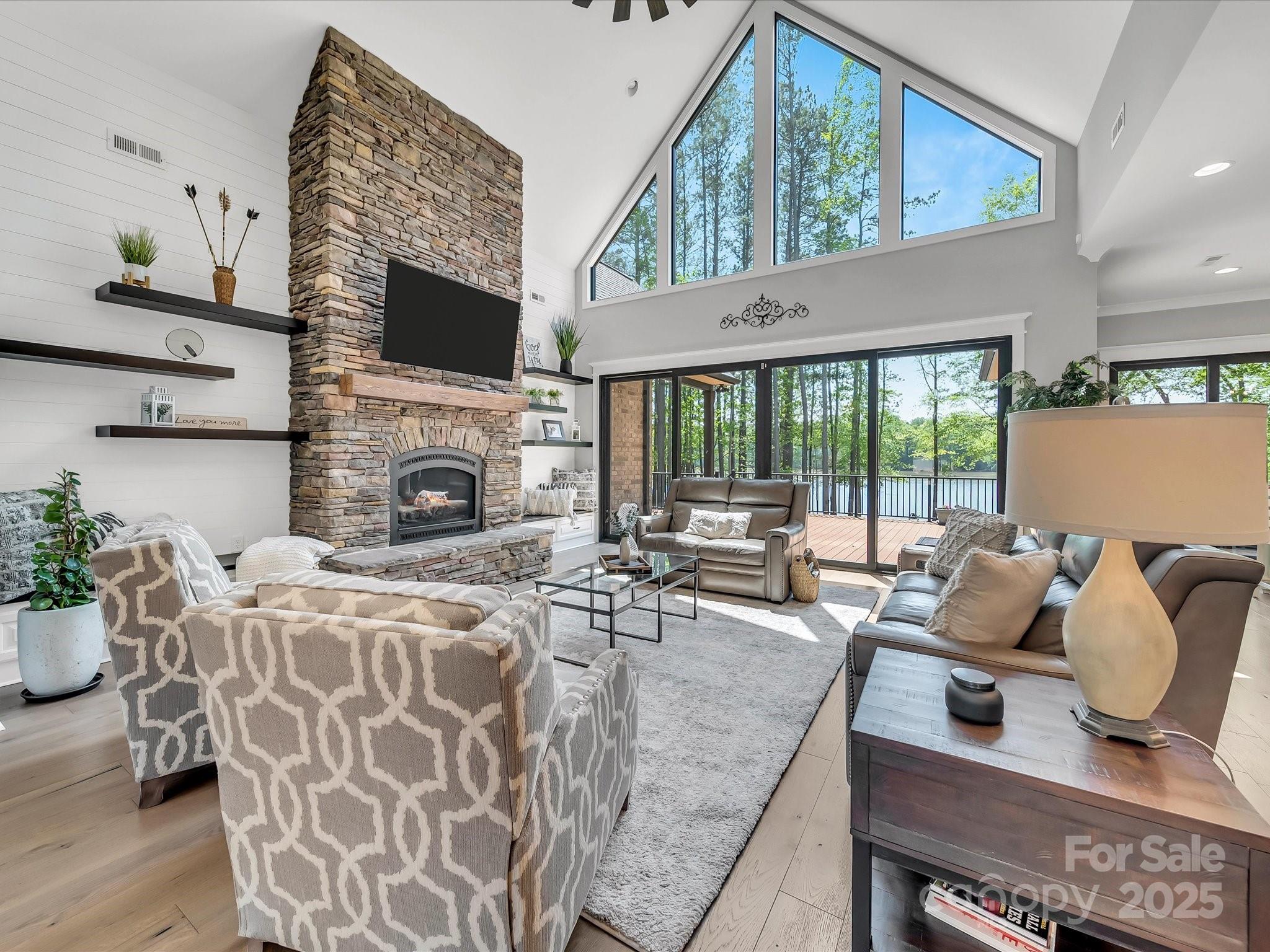 Sunset Pointe - Residential