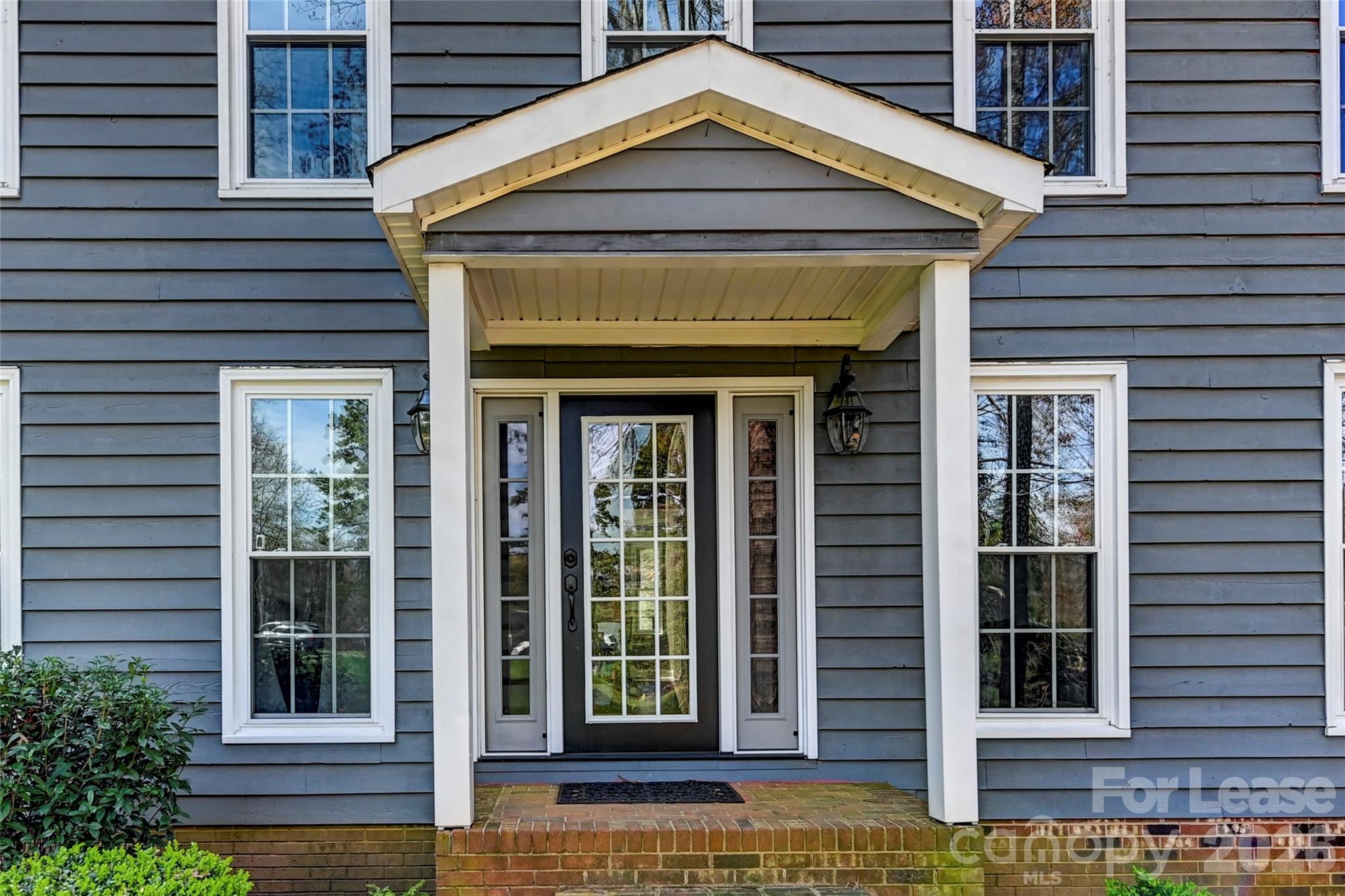 19314 Yachtman Drive